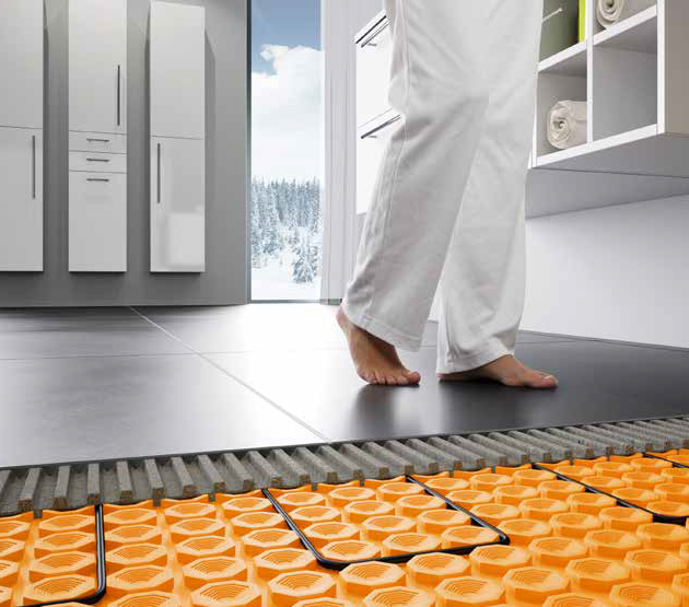 Elektriskās siltās grīdas paklājs DITRA-HEAT zem flīžu vai dabīgā akmens, elastīgiem vai tekstila segumiem un lamināta vai daudzslāņu parketa segumiem.